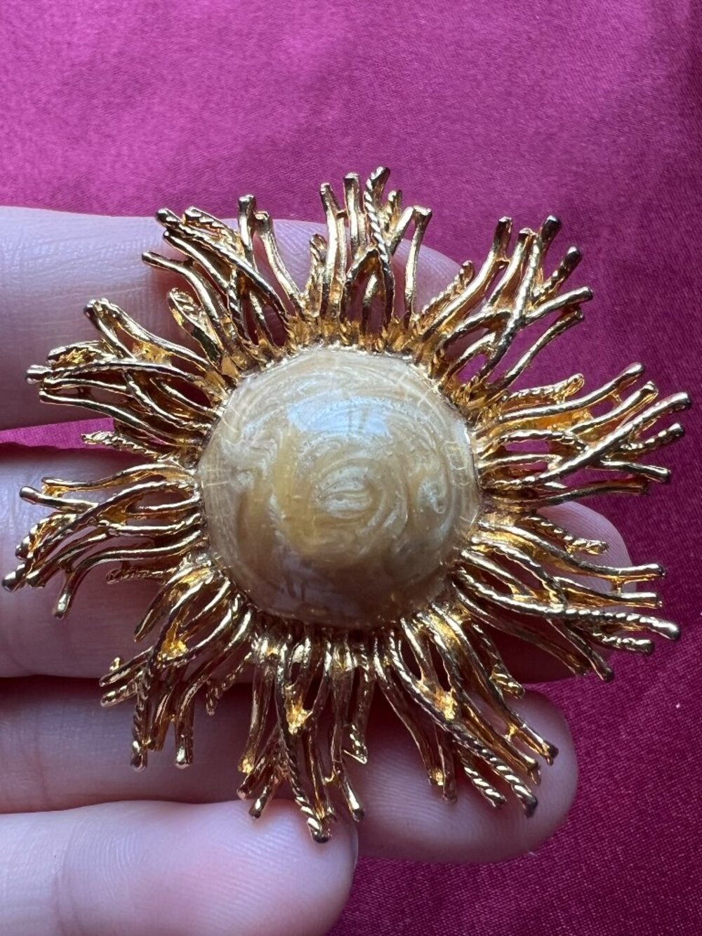 Gold Tone Sunburst Sun Brooch Pin, Metal, No Stones - Unsigned